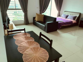 Romantic Staycation In City (Netflix + Sanitize) 5